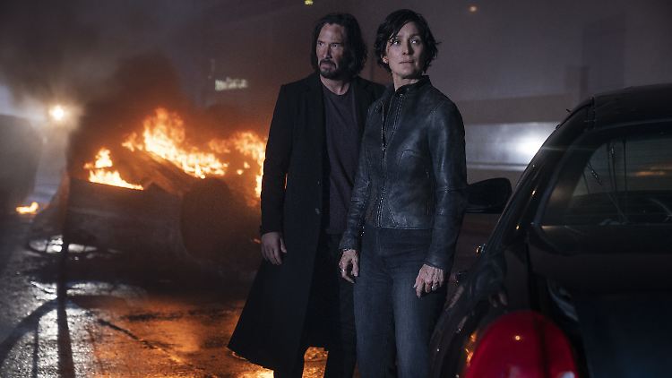 Sie sind zurück: Neo (Keanu Reeves) und Trinity (Carrie-Anne Moss).