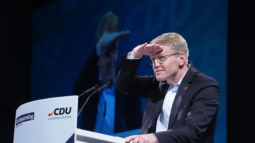 Landeschef-Daniel-Guenther-gibt-sich-selbstbewusst