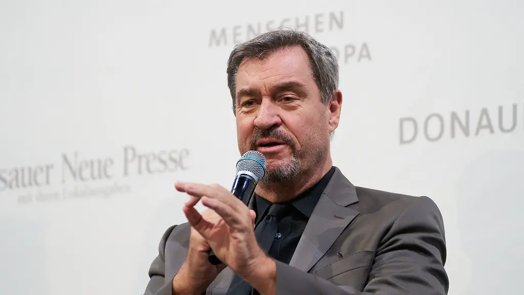 Ministerpraesident-Soeder-will-fuer-Bayern-bei-KI-eine-Spitzenposition