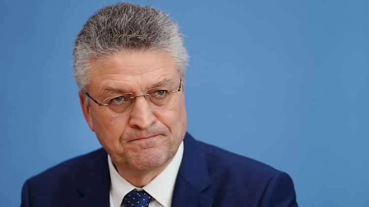 Wie schnell sich Omikron ausbreiten wird, hänge von uns allen ab, sagt Wieler.