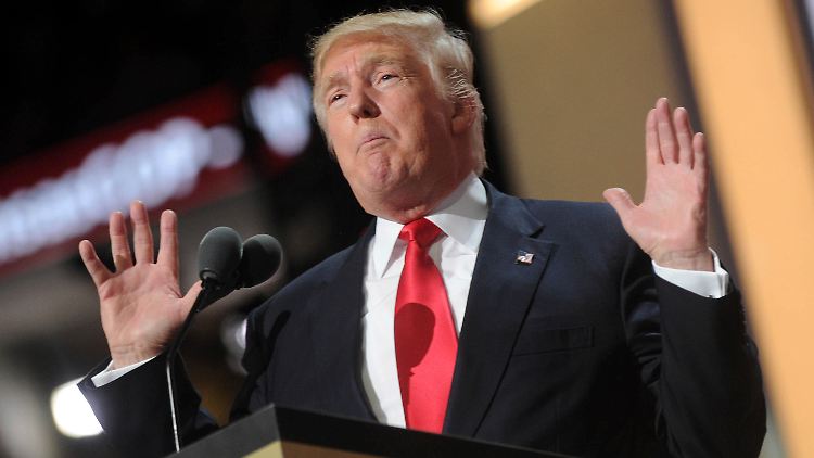 "Ich habe drei Impfstoffe entwickelt", behauptet Donald Trump.