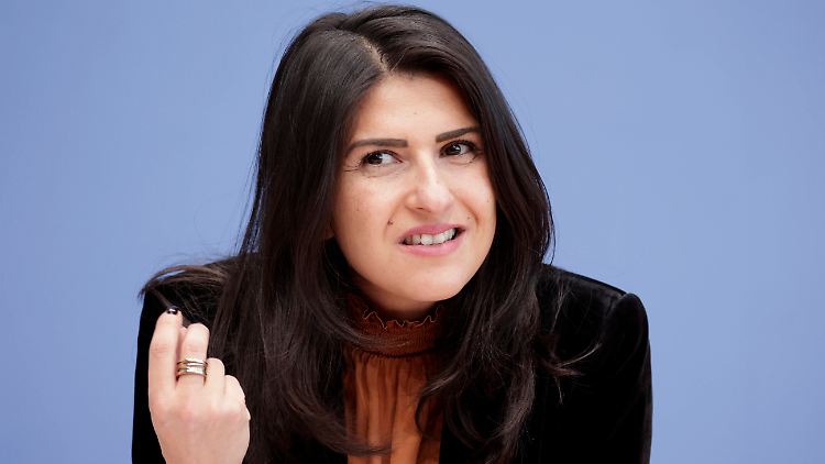 Eine Bundespräsidentin für Deutschland, eine Frauenquote für die Union wünscht sich die CDU-Politikerin Serap Güler.