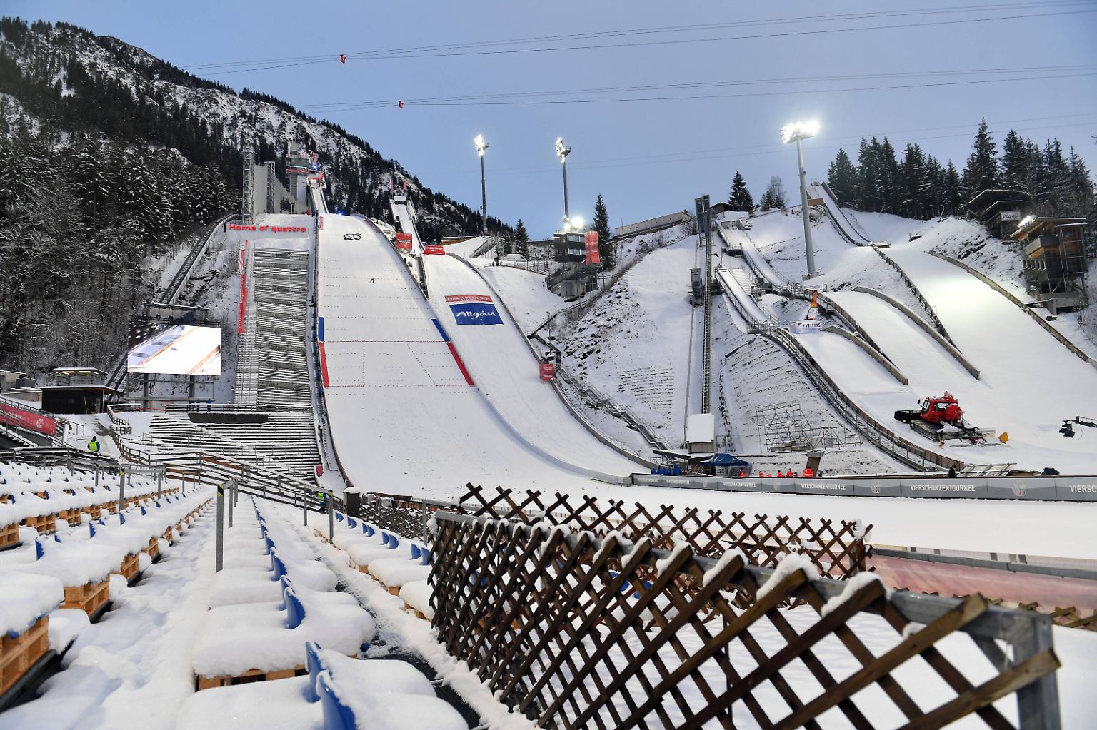 Vier Schanzen, ...