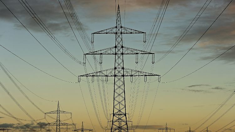 Der Strompreis erklomm im Dezember laut Check24 mit durchschnittlich 33,9 Cent pro Kilowattstunde (kWh) ein Allzeithoch.