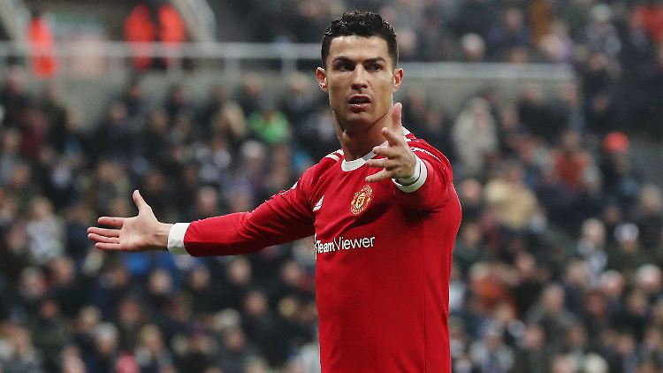 Eine Statue des United-Superstars Ronaldo kam in Indien nicht gut an.
