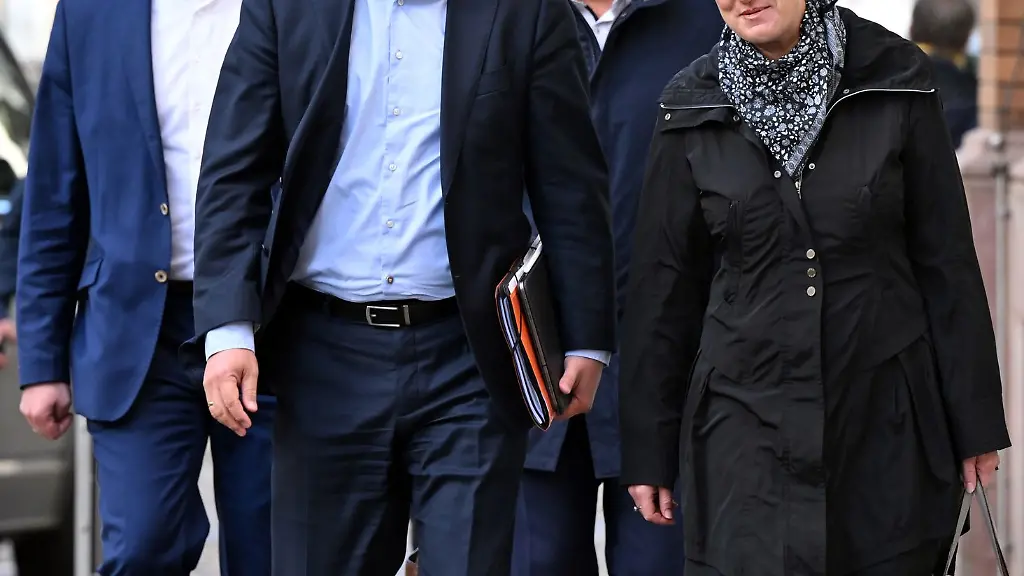 Thueringens-CDU-Chef-Mario-Voigt-zeigt-sich-vor-den-Sondierungsgespraechen-optimistisch