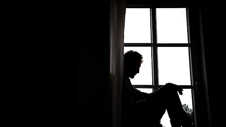 Menschen zwischen 20 und 40 Jahren leiden am stärksten unter der Situation.