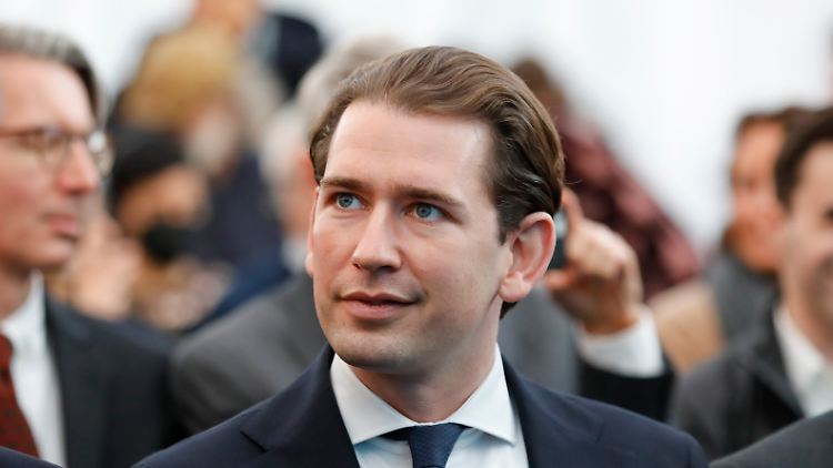 Kurz war am 9. Oktober nach Vorwürfen der Untreue, Bestechung und Bestechlichkeit als Regierungschef zurückgetreten.