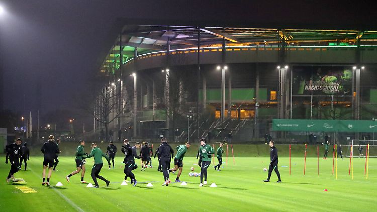 Auch beim VfL Wolfsburg läuft das Training wieder.