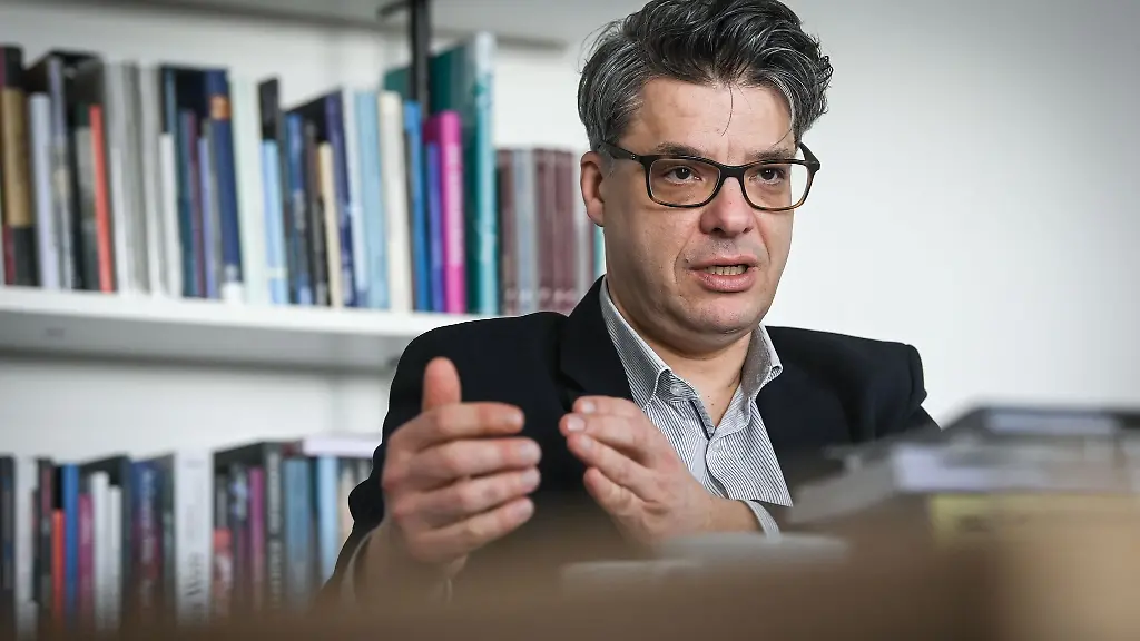 Der-Generaldirektor-der-Kulturstiftung-Sachsen-Anhalt-Christian-Philipsen-braucht-die-anfangs-verlorene-Zeit-fuer-die-Sanierungen