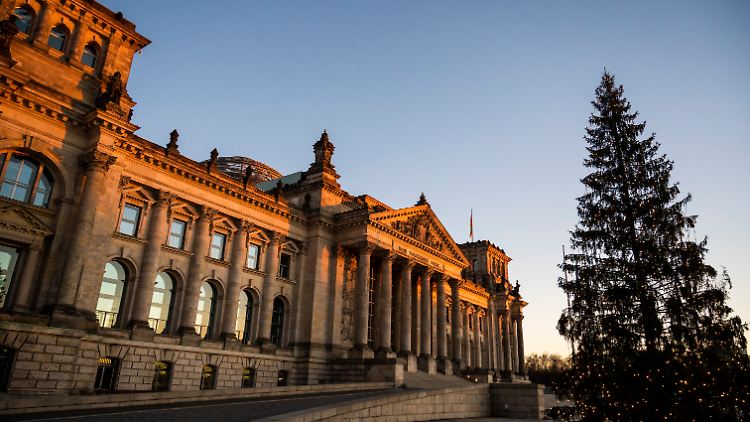 Die Wahl des im Reichstagsgebäude tagenden Bundestages brachte mehrere Großspender dazu, ihre Schatulle zu öffnen.