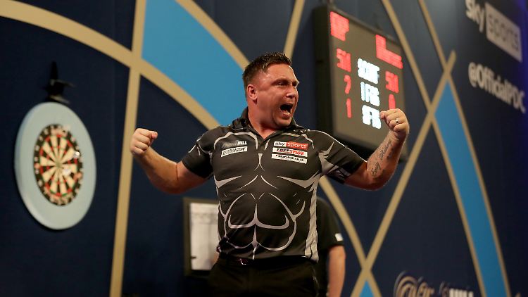 Gerwyn Price könnte nach Phil Taylor, Adrian Lewis und Gary Anderson als vierter Spieler den WM-Titel verteidigen.