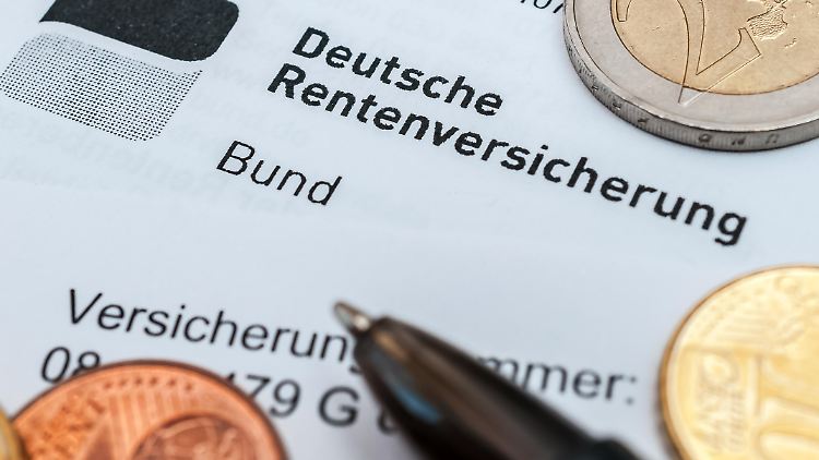 Seit Jahren gibt es Warnungen, dass das Rentenniveau durch die Überalterung der Gesellschaft in Gefahr ist. 