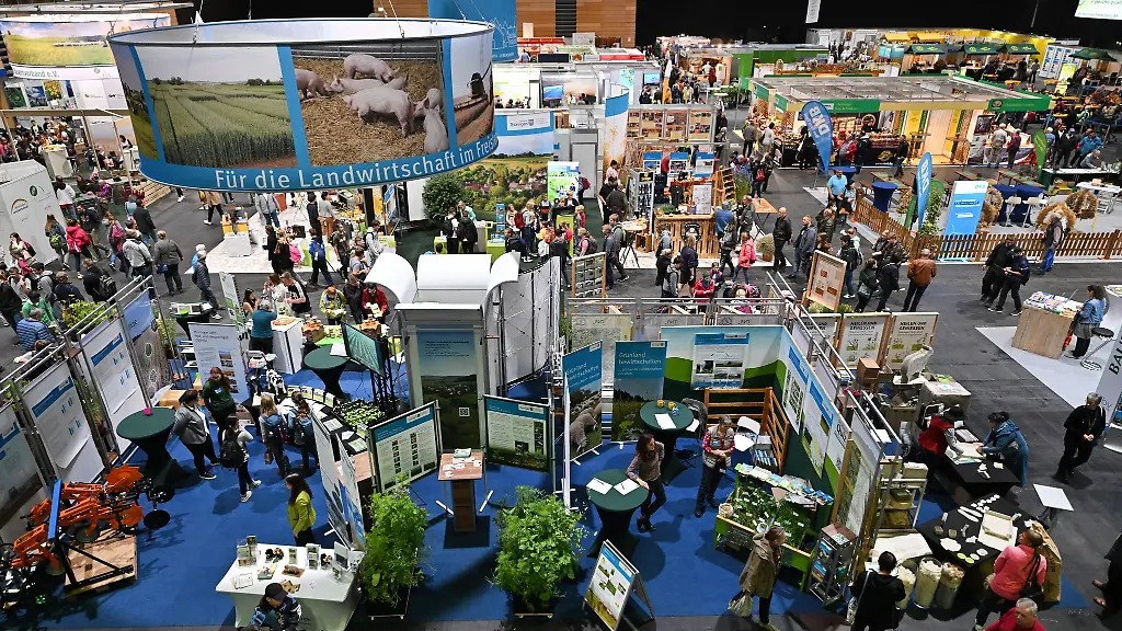 Rund-23-500-Besucher-auf-Landwirtschaftsmesse