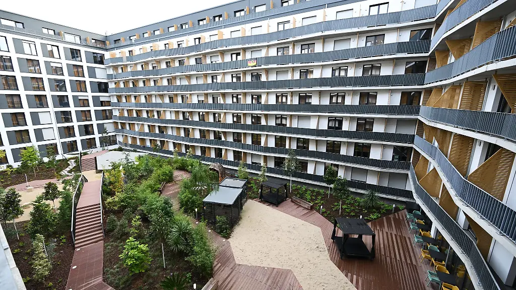 Schick-aber-nicht-ganz-billig-ein-neu-gebautes-Mikroapartment