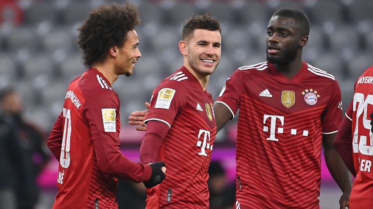 Hernández sitzt auf den Malediven fest. 