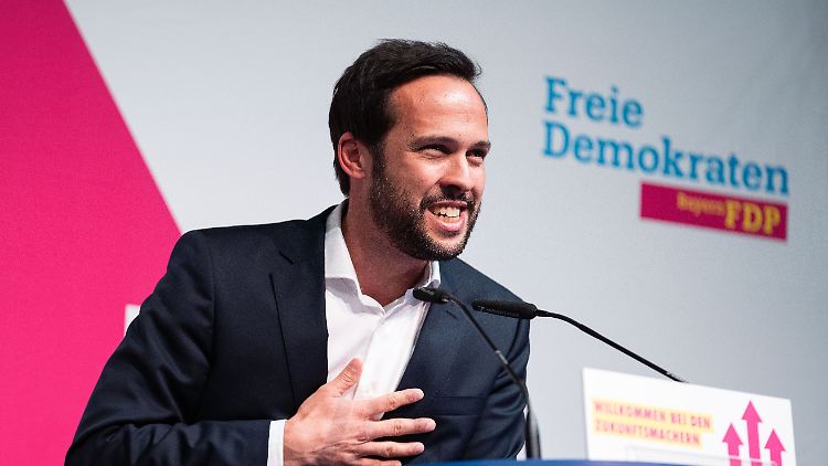 Hagen ist seit November letzten Jahres Landesvorsitzender seiner Partei im Freistaat.