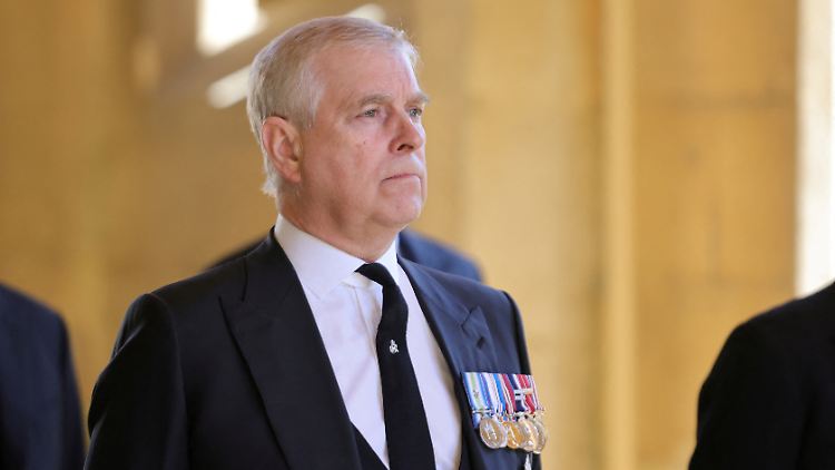 Seine Aufgaben für das britische Königshaus hat Prinz Andrew niedergelegt. 