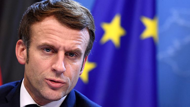 Macron will Ungeimpften das Leben noch unbequemer machen.
