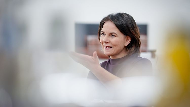Annalena Baerbock will mit ihrem Kurzbesuch in den USA die Bedeutung der transatlantischen Beziehungen betonen.