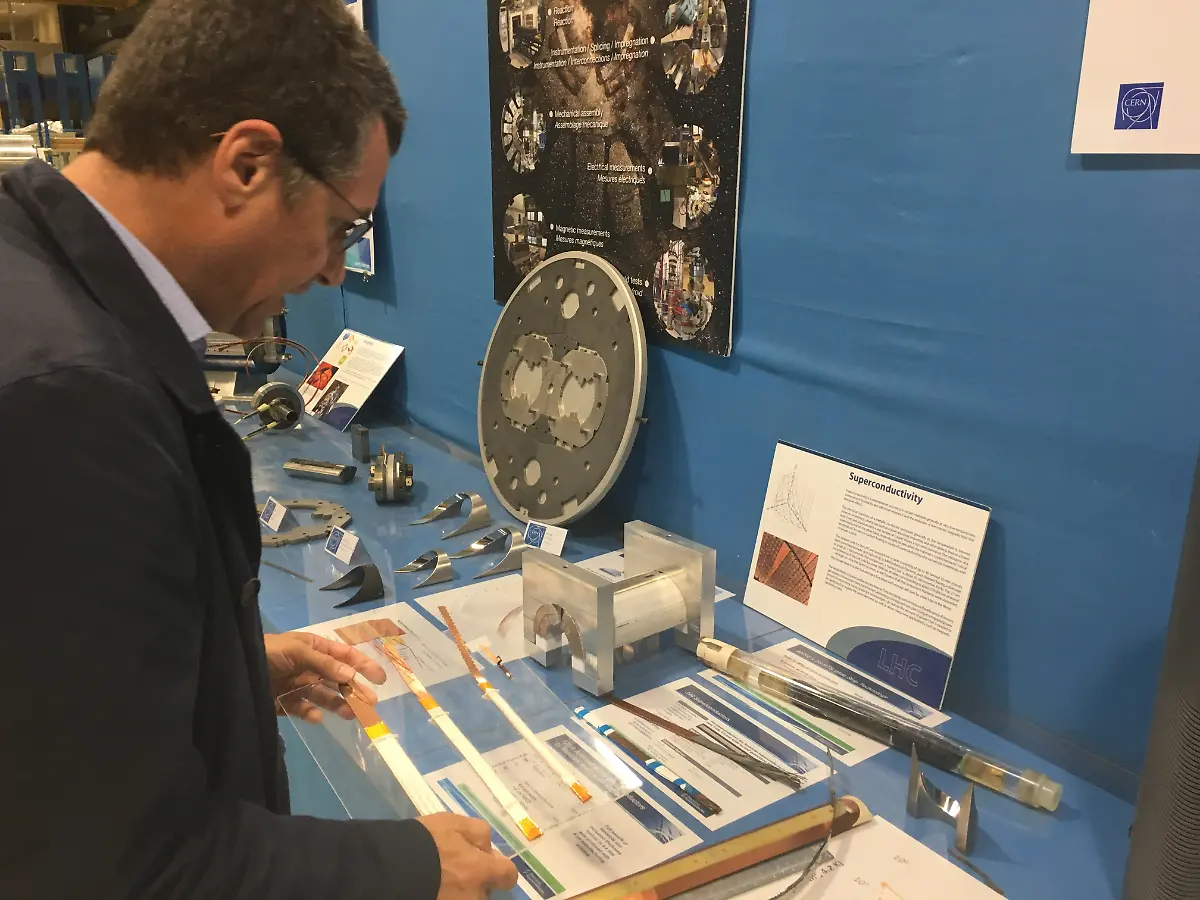 urn-binary-dpa-com-20090101-240923-935-261892-FILED