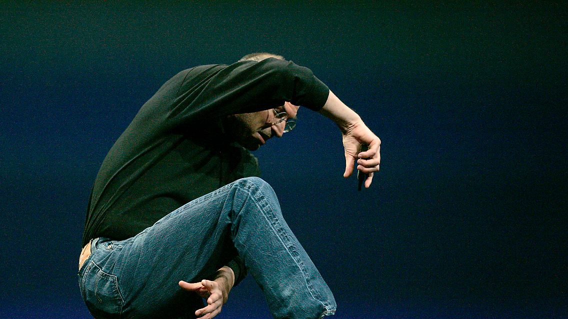 2007-01-09T120000Z_580116221_GM1DUITXWPAA_RTRMADP_3_APPLE-MACWORLD.JPG