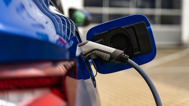 Elektroautos machen bei den Neuzulassungen mittlerweile fast 14 Prozent aus.