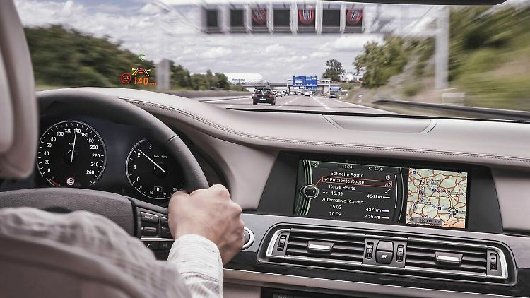 Der Eingriff in die automatische Temporegulierung des Fahrzeuges bleibt weiter in der Hoheit des Fahrers.