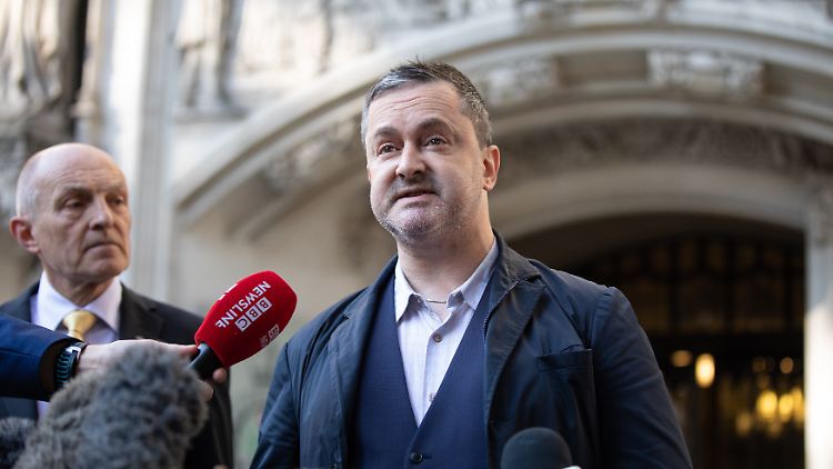 Der Kläger Garteh Lee 2018, nachdem der britische Supreme Court seine Klage abgewiesen hatte.