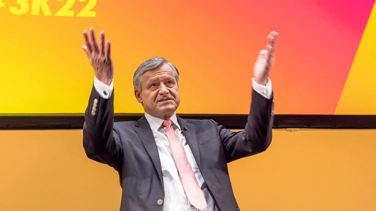 Rülke beim Dreikönigstreffen in Stuttgart.
