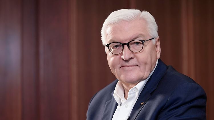 Bundespräsident statt Böller - aber vielleicht ist Steinmeier ja doch der Richtige für die Kamillentee-Zeit.