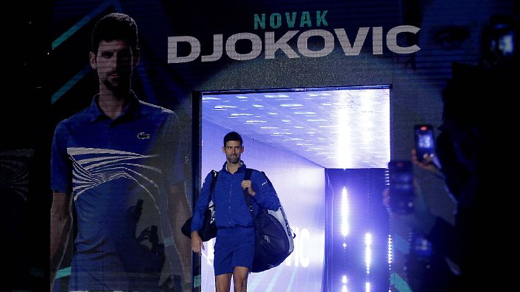 Djokovic betritt am 15. November den Platz bei den ATP-Finals in Paris - laut Anwälten noch ohne zweite Infektion.