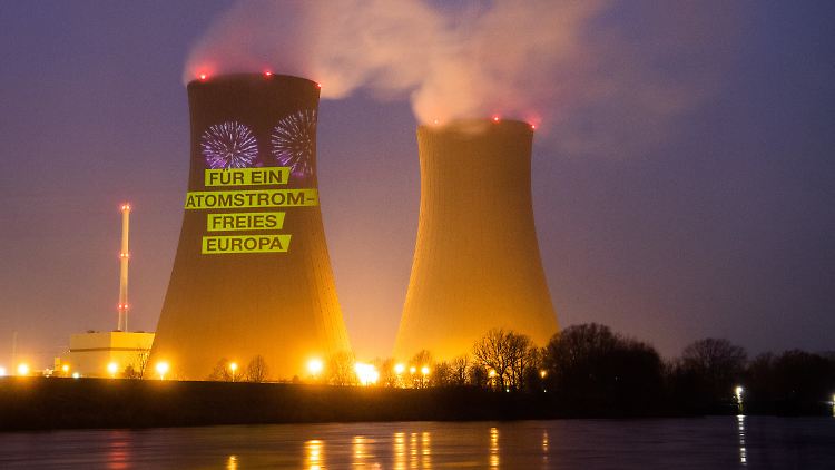 Atomkraft-Protest der Umweltschutzorganisation Greenpeace auf dem Atomkraftwerk Grohnde (Archivbild).