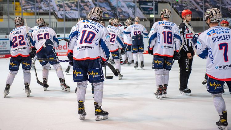Die Iserlohn Roosters vermeldeten jüngst 25 Corona-Fälle.