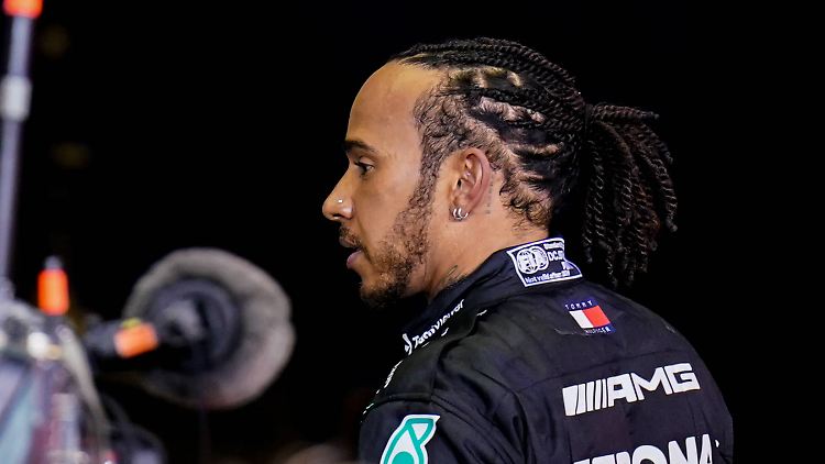 Seit 2013 fährt Lewis Hamilton für Mercedes, übernahm damals das Cockpit von Michael Schumacher.