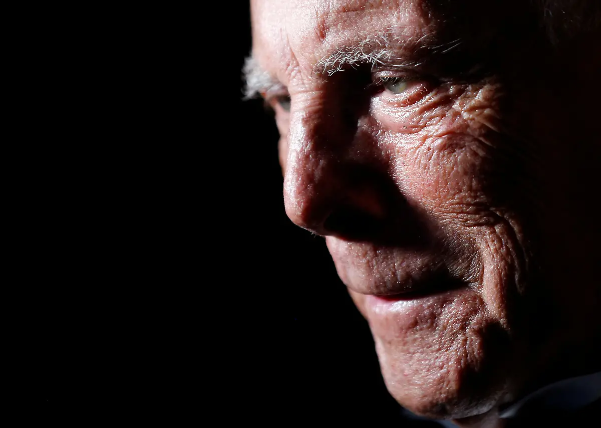 2017-09-24T205138Z-1305875421-RC1255D99EC0-RTRMADP-3-FASHION-MILAN