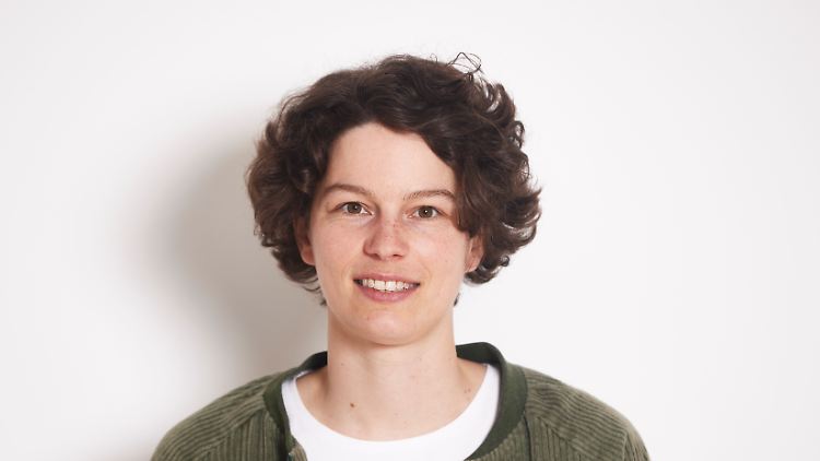 Magdalena Senn ist studierte Ökonomin und hat unter anderem im Europaparlament die Arbeit von Sven Giegold im Wirtschafts- und Währungsausschuss begleitet.