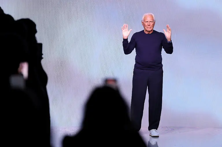 2023-09-24T160715Z-640711372-RC24F3AFF45M-RTRMADP-3-FASHION-MILAN-GIORGIO-ARMANI