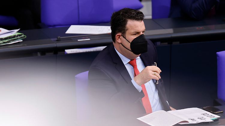Ursprünglich sollten es 5,2 Prozent mehr Rente werden. Nun geht Arbeitsminister Heil von etwas mehr als 4 Prozent aus.