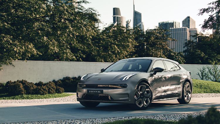 Einst war der Zeekr 001 die Studie Lynk & Co Zero Concept. Oder ist er doch ein Volvo oder Mercedes? Vom Antrieb schon. Optisch ist er dann aber eher ein Porsche.