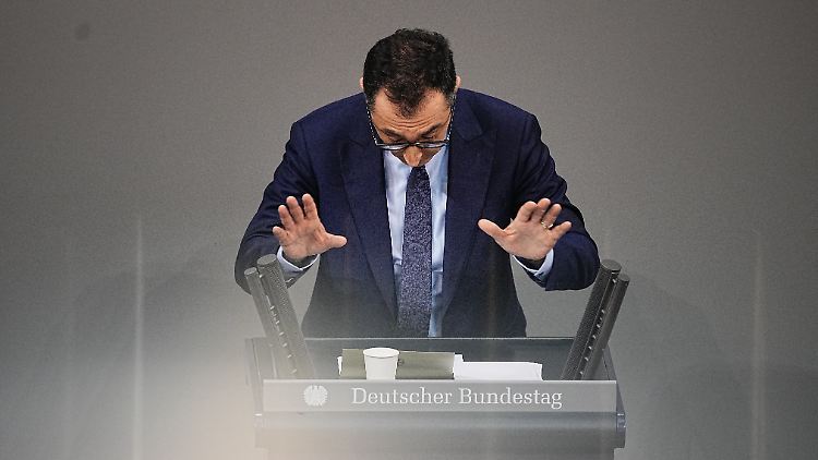 Fasst Ernährungspolitik als Sozialpolitik auf: Landwirtschaftsminister Özdemir.