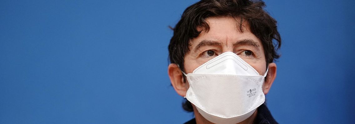 Virologe Christian Drosten hält eine Durchseuchung zum jetzigen Zeitpunkt für gefährlich.
