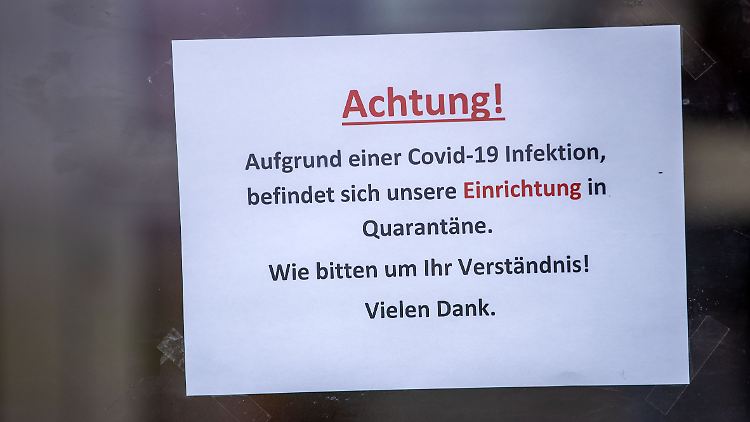 Besonders in der ersten Welle konnten Pflegeheime der Pandemie nicht viel entgegensetzen.
