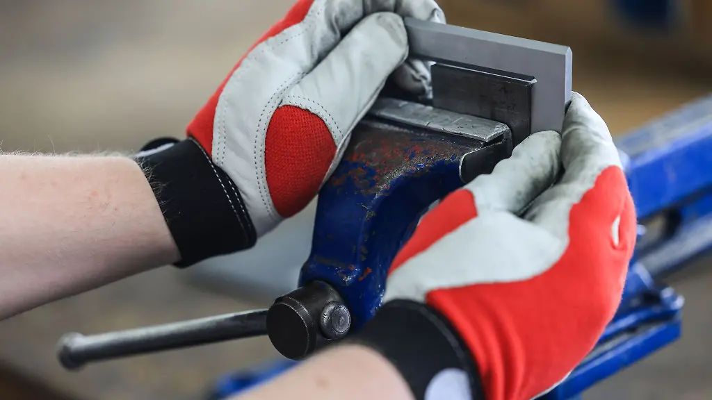 Vor-allem-junge-Maenner-aus-Thueringen-pendeln-zu-ihrer-Lehrstelle-taeglich-in-ein-anderes-Bundesland