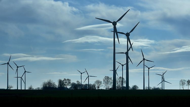 Bis zu 7 Gigawatt Leistung könnten zugebaut werden, wenn die Abstandsregeln gelockert würden, heißt es in der Branche.