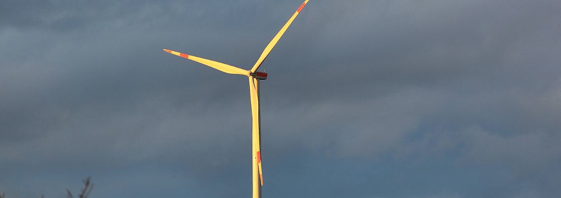 Seehofers Nachfolger Söder will an der 10H-Regel festhalten. Bayerns Stärke liege eher in Photovoltaik und Geothermie.