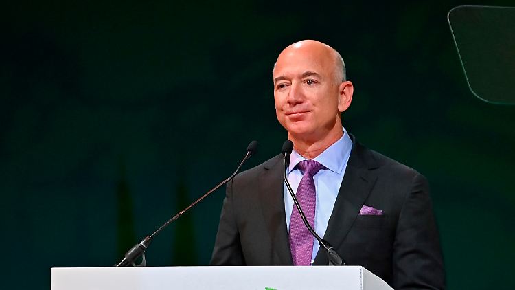 Amazon-Gründer Jeff Bezos steht auf der "Forbes"-Liste der Milliardäre 2021 an zweiter Stelle.