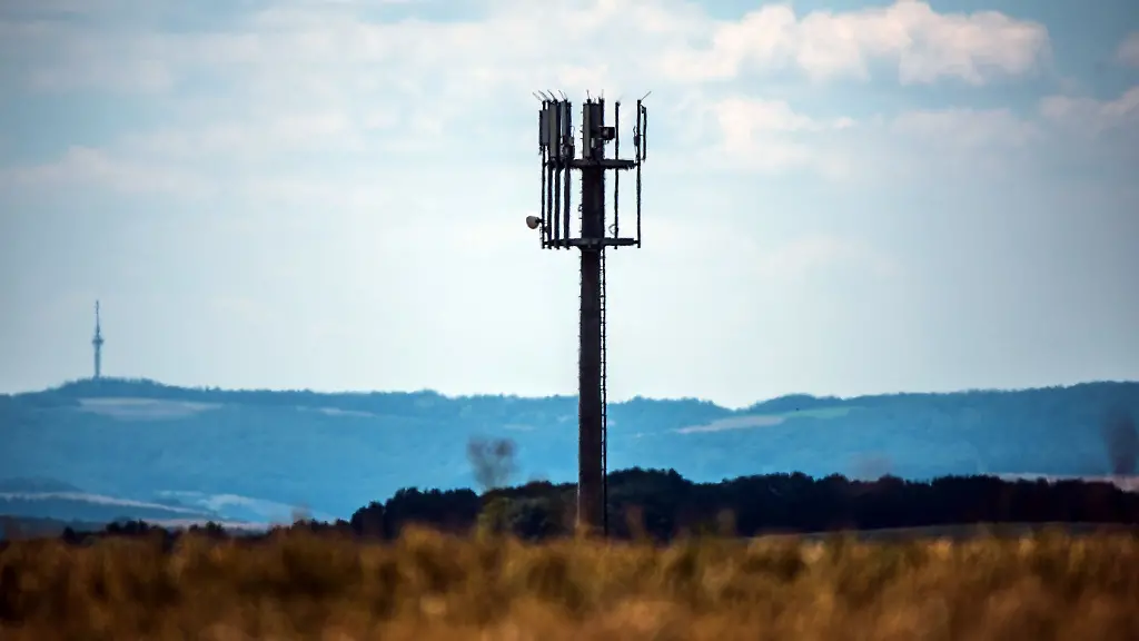Noch-immer-gibt-es-weisse-und-graue-Flecken-bei-der-Mobilfunkversorgung-in-Rheinland-Pfalz-Eine-neue-Vereinbarung-soll-fuer-flaechendeckend-gute-Verbindungen-sorgen