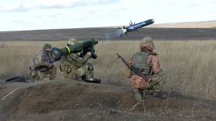 Die ukrainische Armee bei einer Militärübung.