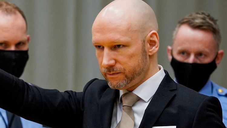 Haftprüfung als Propagandabühne: Der Rechtsterrorist Breivik nach zehn Jahren im Gefängnis wieder vor Gericht.  